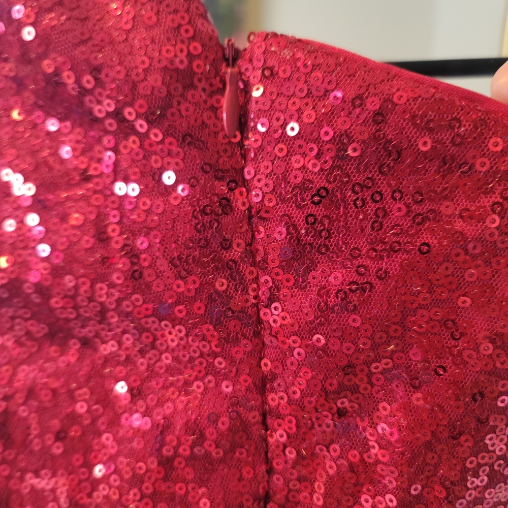 One-Shoulder Red Sequin Party Dress - Picture 3 of 3
